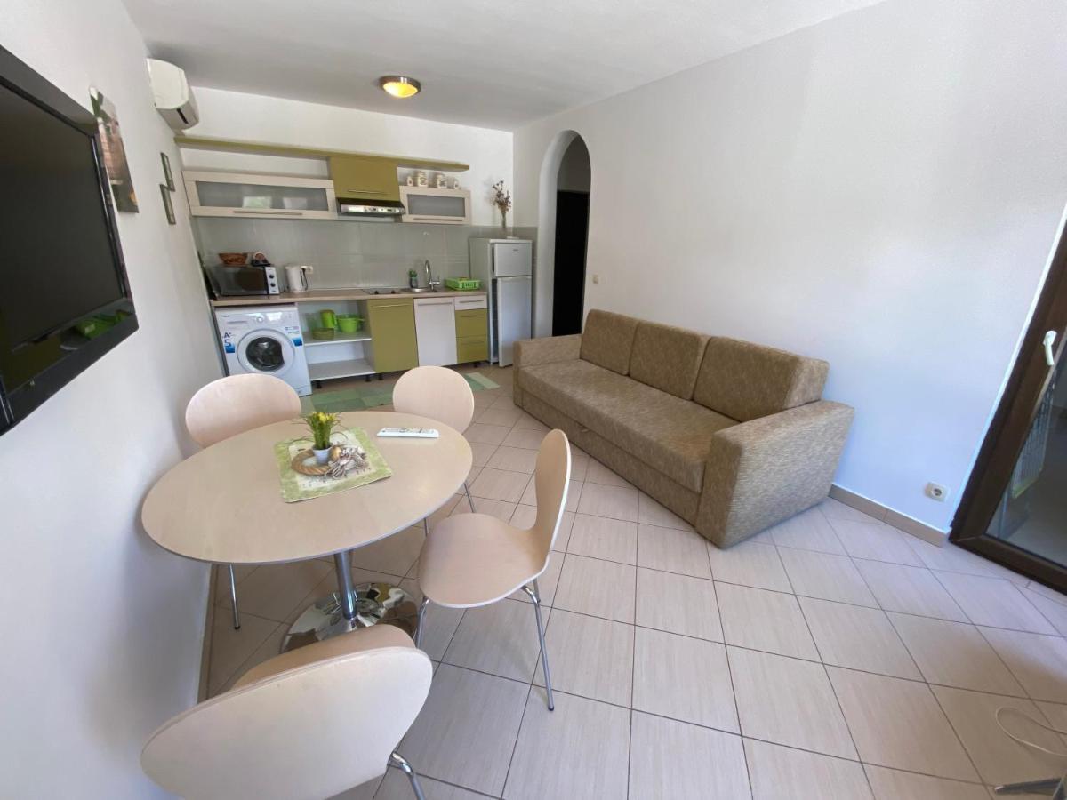 Apartments Nautica Нови-Винодолски Экстерьер фото
